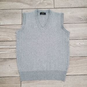 men's casual basic classic gray ribbed V-neck sleeveless vest size M